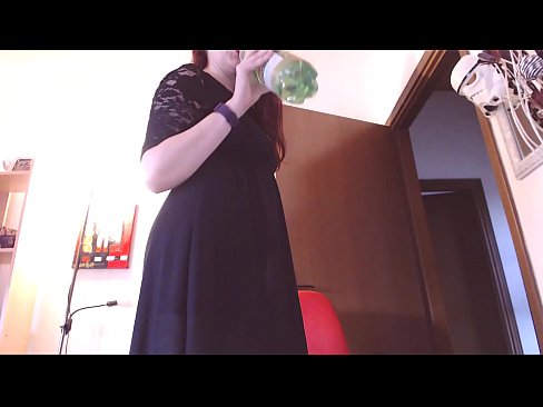 ❤️ Pokorna sužnja, ki obožuje umazane in sočne spodnjice, je po ogledu tega videa prisiljena masturbirati! ️ Porno vk pri nas